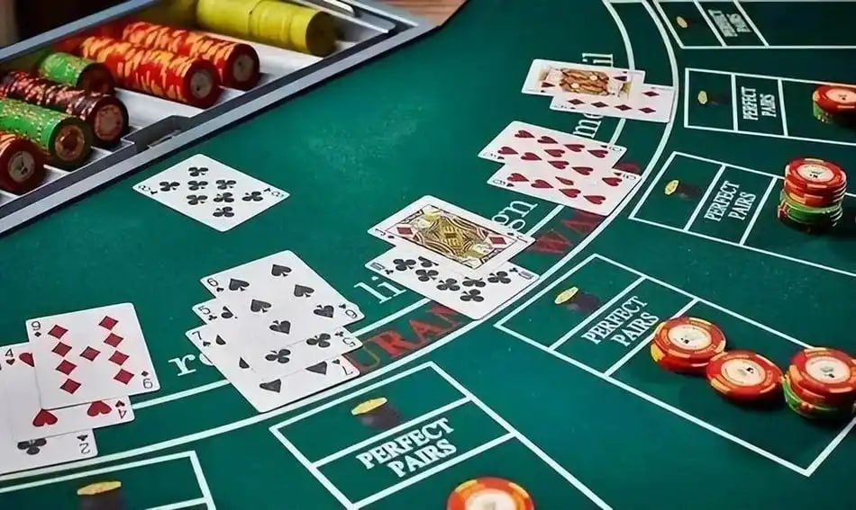 Pengguna Indonesia membaca bantuan dantoto